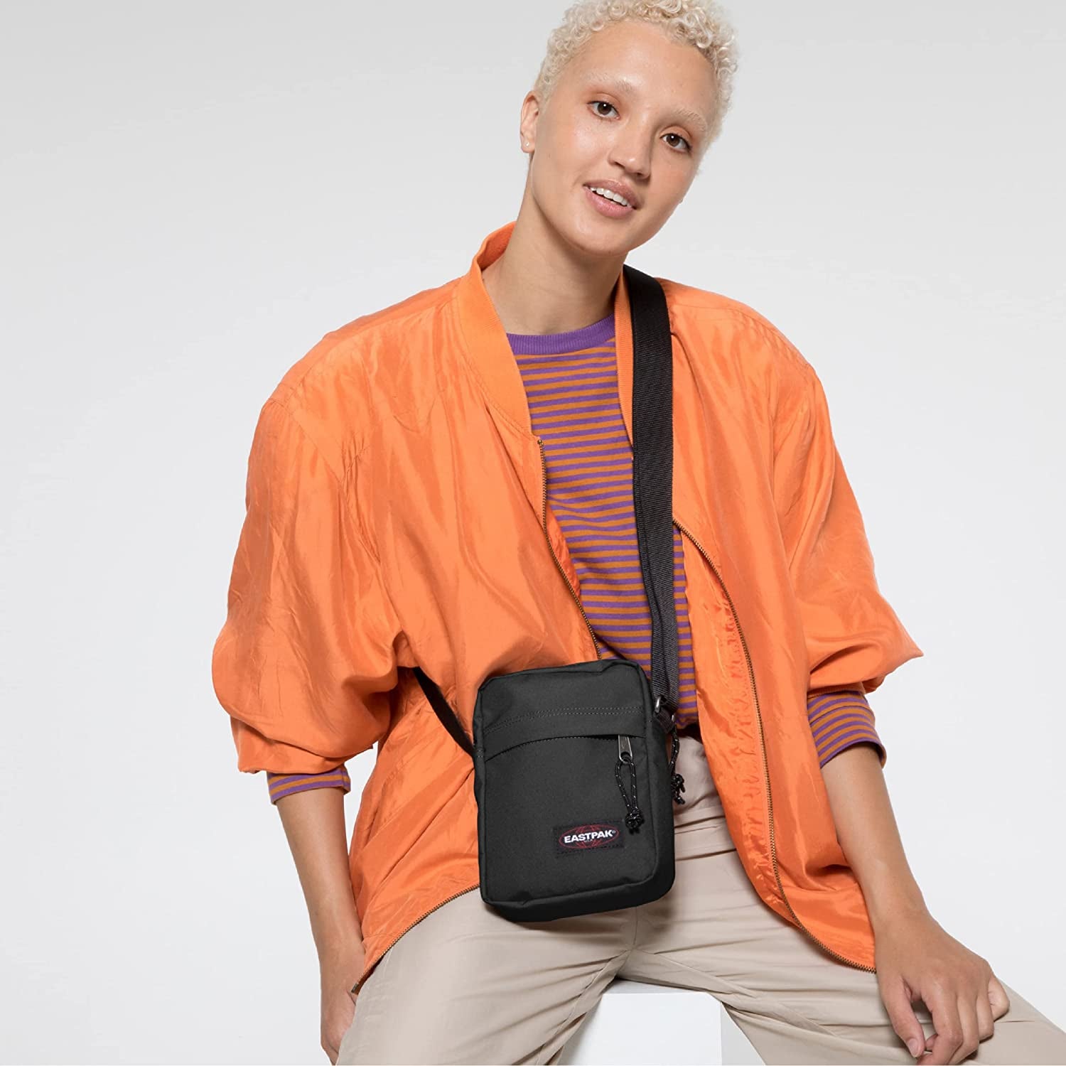 the One Messenger Bag, 21 Cm, 2.5 L, Black